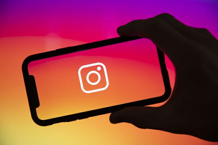 أصبح Instagram احترافيًا ويمكنك الآن إضافة ما يصل إلى 5 روابط في سيرتك الذاتية