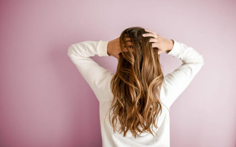 اكتشف الخبراء المكملات الغذائية التي تساعد أكثر ضد تساقط الشعر
